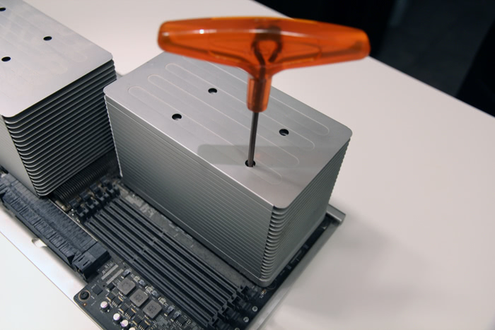 Démontage du radiateur du CPU A du Mac Pro 2009
