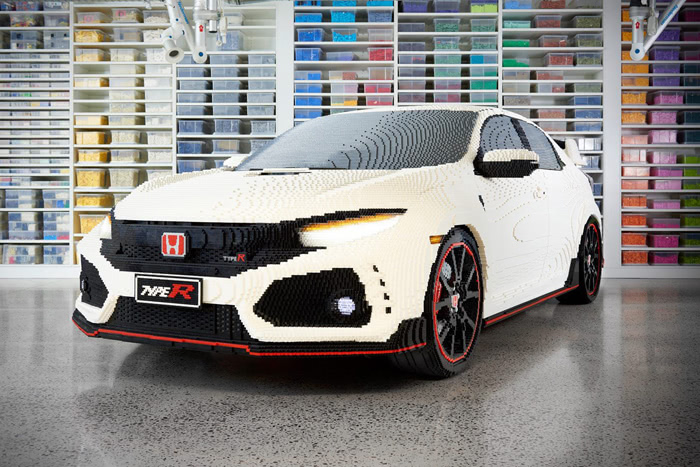 Une Honda Civic Type R entièrement reproduite à l'échelle en LEGO