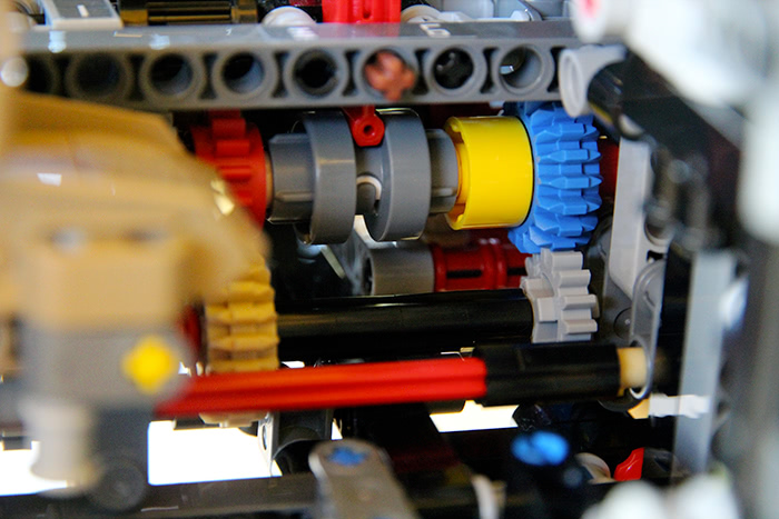 Lego Technic. Qu'est-ce qui se cache sous les capots ?