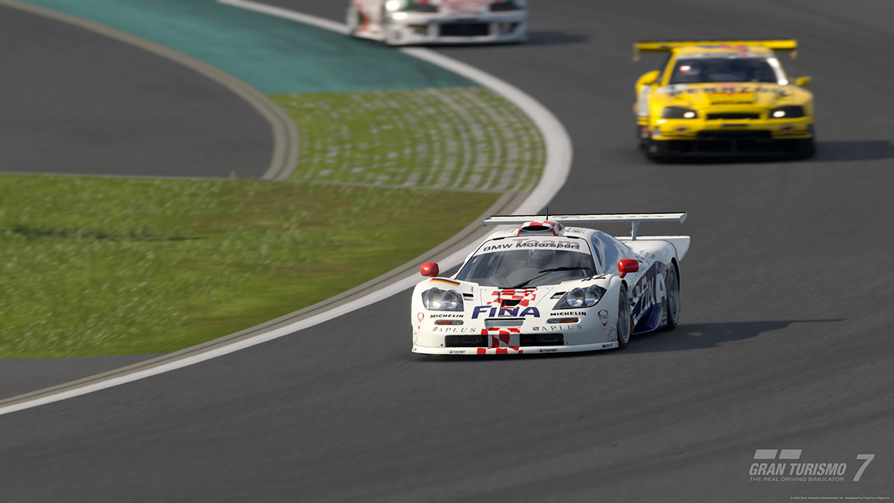 BMW McLaren F1 GTR Race Car '97 - Stock