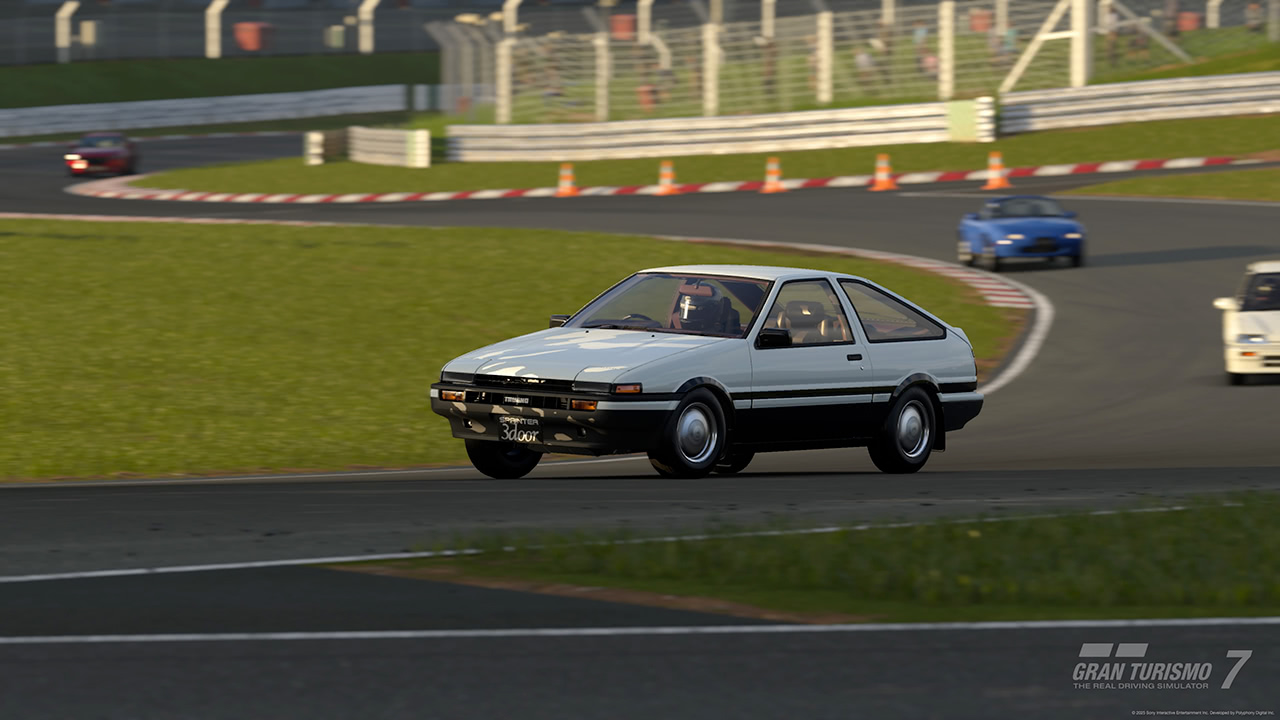 Toyota Sprinter Trueno 1600GT APEX (AE86) '83 - Stock