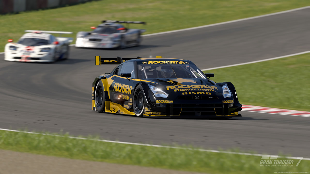 Nissan GT-R NISMO GT500 '16 - Stock